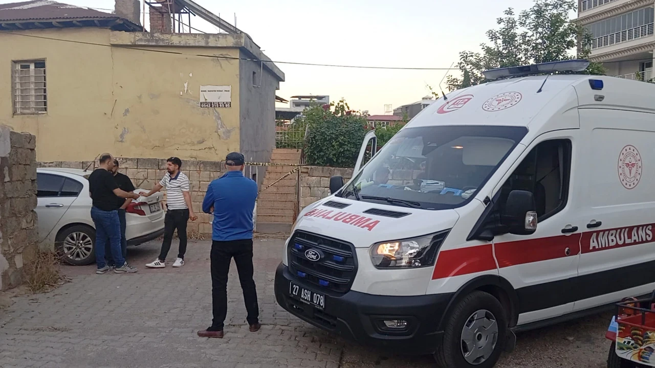Depremde eşini kaybetmişti... Evinde ölü bulundu