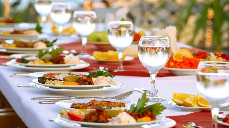 Düğün sezonu başladı: Kişi başı menü fiyatları belli oldu