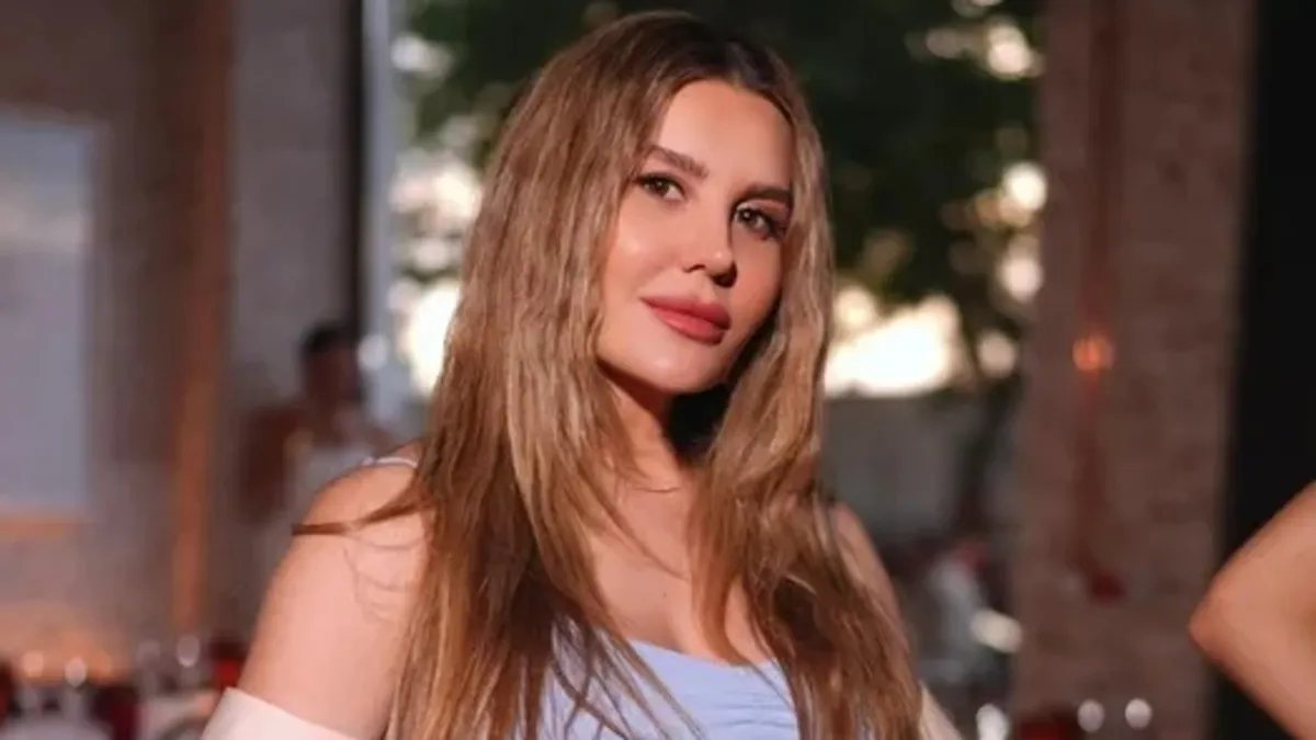 Çiçeği burnunda anne Eda Erol’dan kalpleri eriten kare: Anne-oğul böyle poz verdiler! Can kuşum