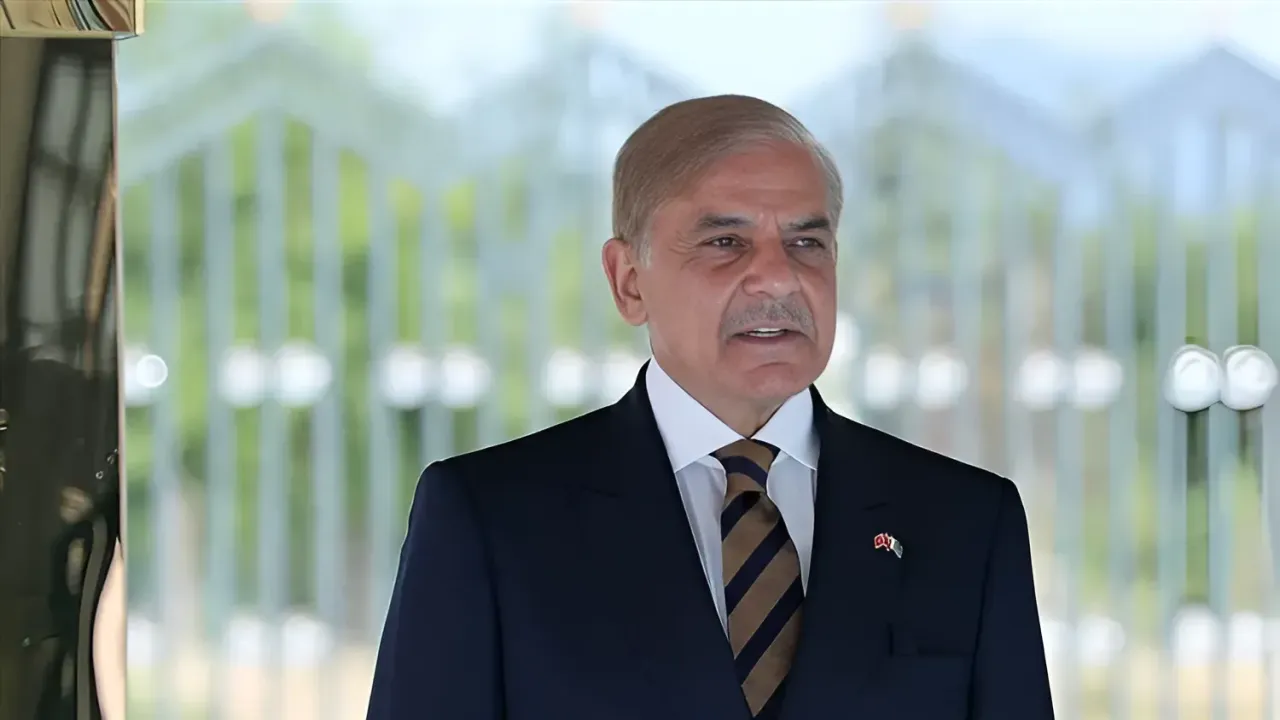 Şahbaz Şerif, İran İçişleri Bakanı Mumini ile bölgesel gelişmeleri görüştü