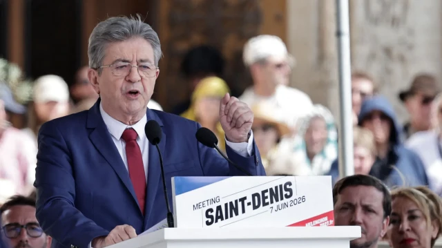 Fransa'da cumhurbaşkanı adayı Mélenchon ilk mitingini Filistinlilere adadı