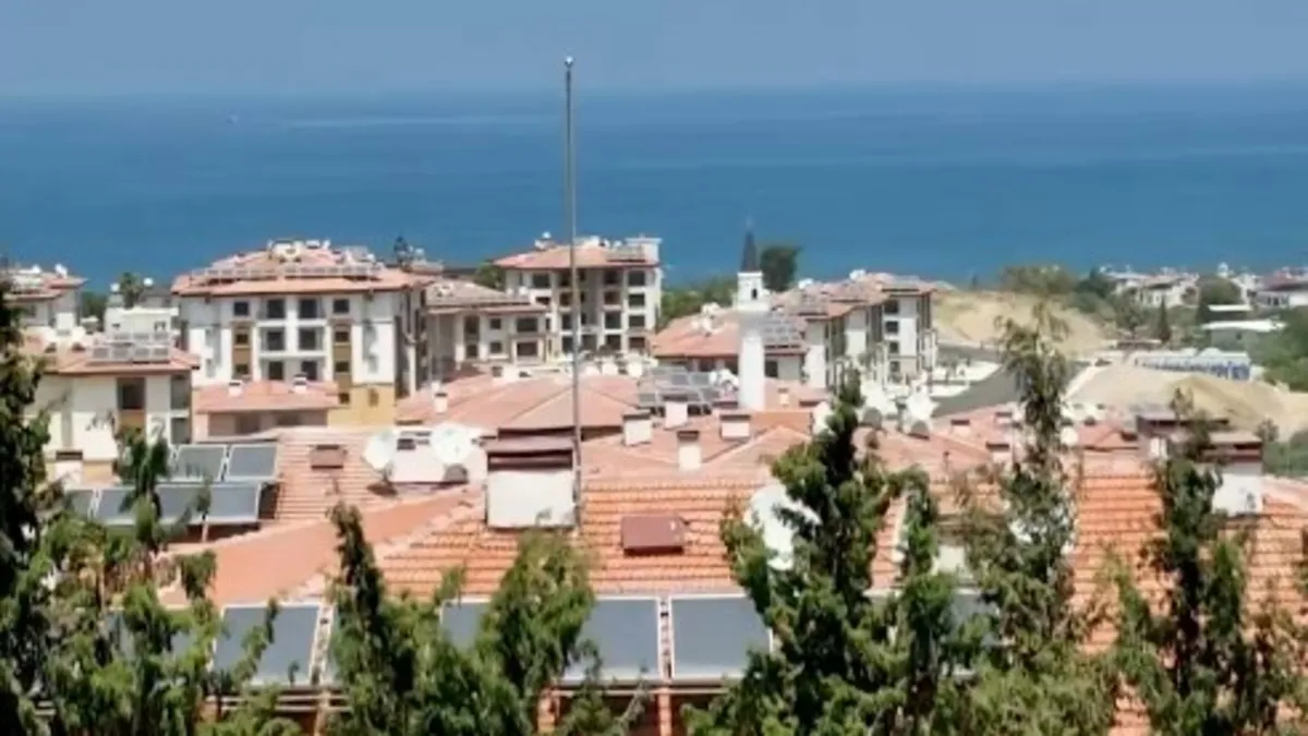 Hatay Arsuz TOKİ deprem konutları hak sahiplerine teslim edildi: Depremzedeler yeni evlerine kavuştu