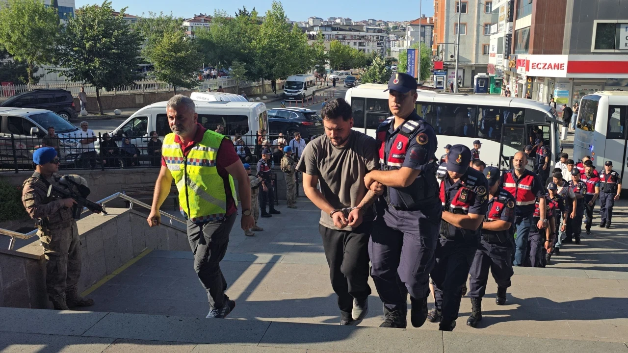 Tekirdağ merkezli yasa dışı bahis operasyonu: 26 şüpheli adliyede