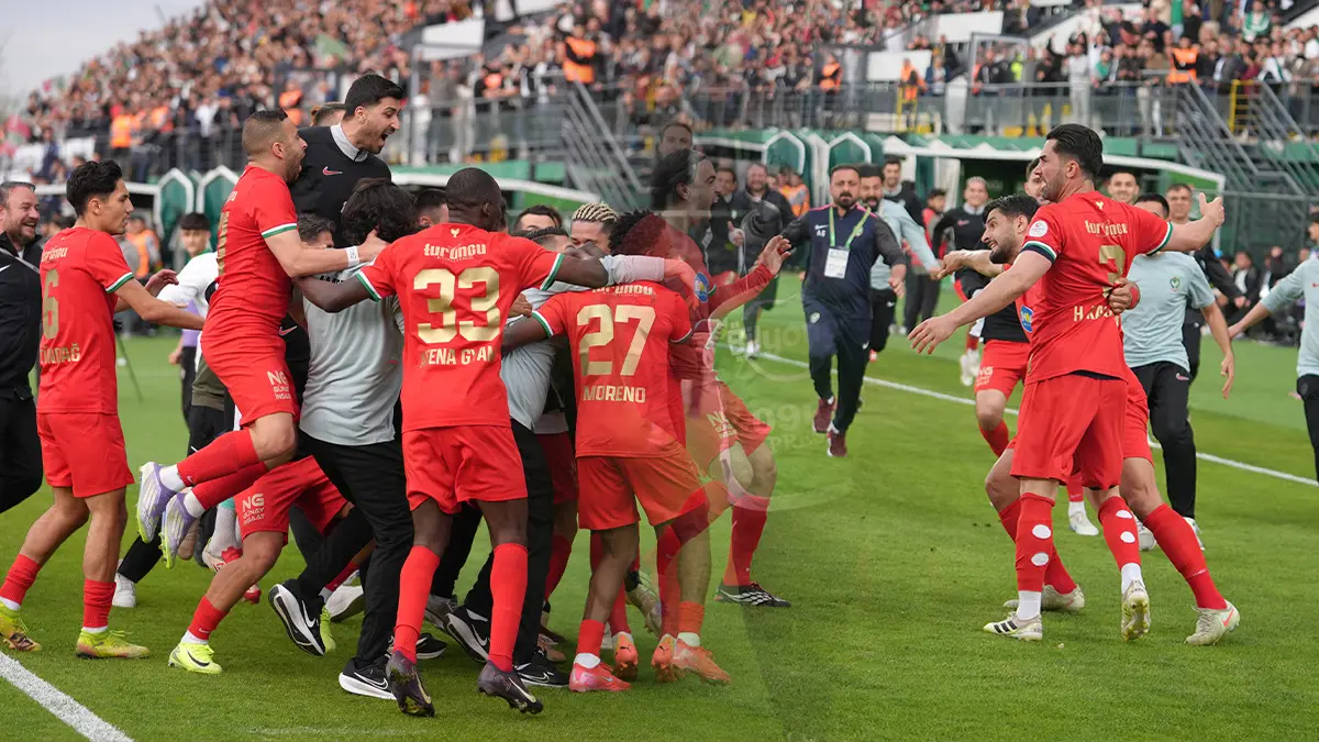 Süper Lig'e yükselen ikinci takım da belli oldu! İşte yeni sezonda Süper Lig'in yeni ekipleri