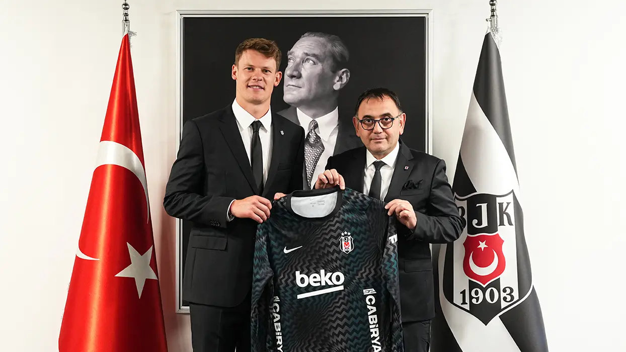 Alexander Nübel, Beşiktaş'ta! 3 yıllık imza resmileşti