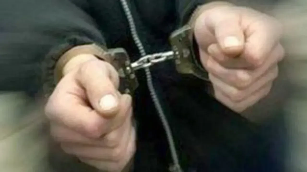 Interpol peşindeydi! İstanbul Havalimanı'nda yakalandı!