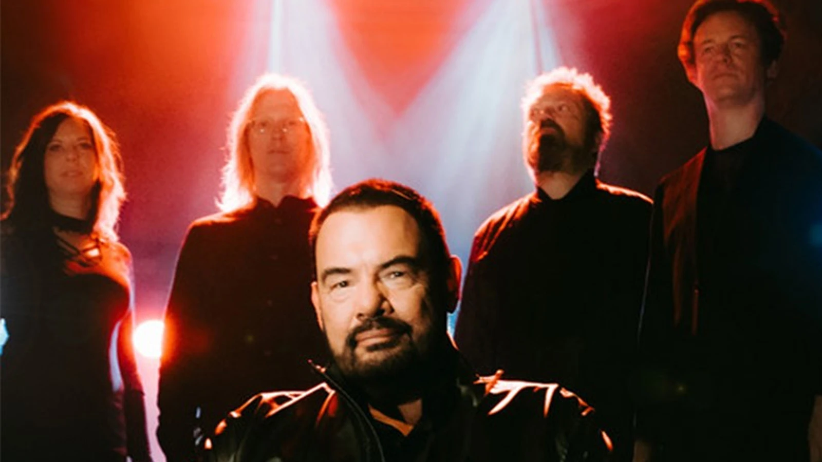 Efsane synth-pop grubu Alphaville İstanbul'a geliyor