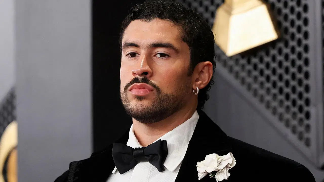 Latin müziğinde tarihi rekor: Bad Bunny turne gelirinde 1 milyar doları aşan ilk isim oldu!