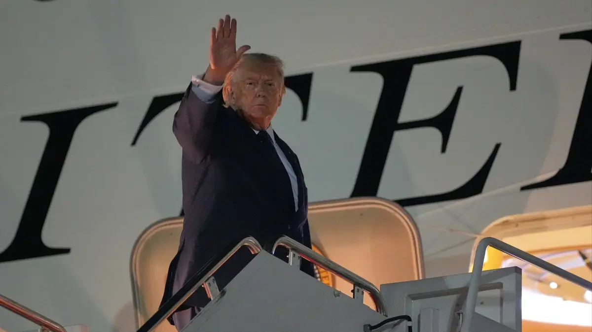 ABD Başkanı Trump, NATO Ankara Zirvesi'nin ardından başkentten ayrıldı
