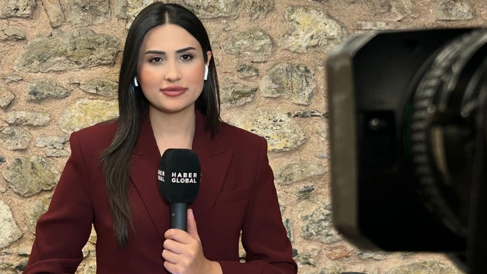Haber Global Muhabiri Esma Murat Yıldız televizyon haberciliği ile ilgili deneyimlerini anlattı
