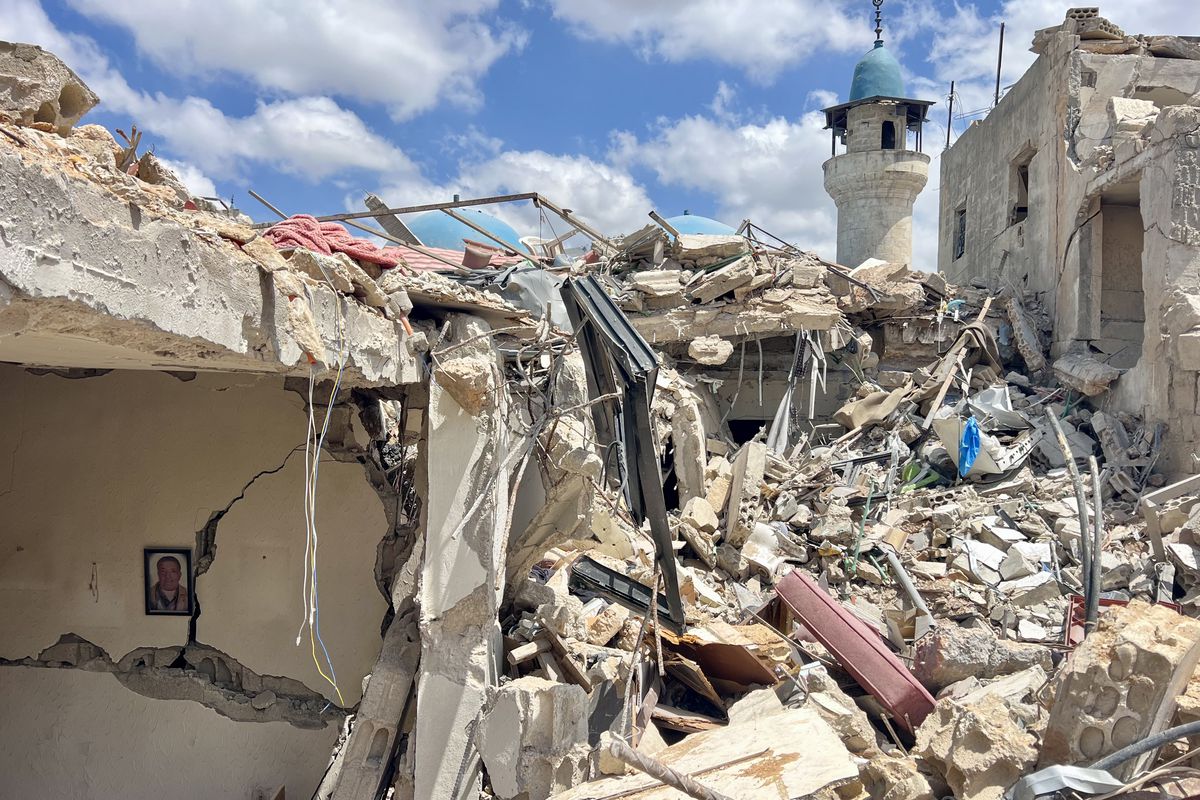 İsrail'in Lübnan'a düzenlediği saldırılarda can kaybı 3 bin 826'ya yükseldi