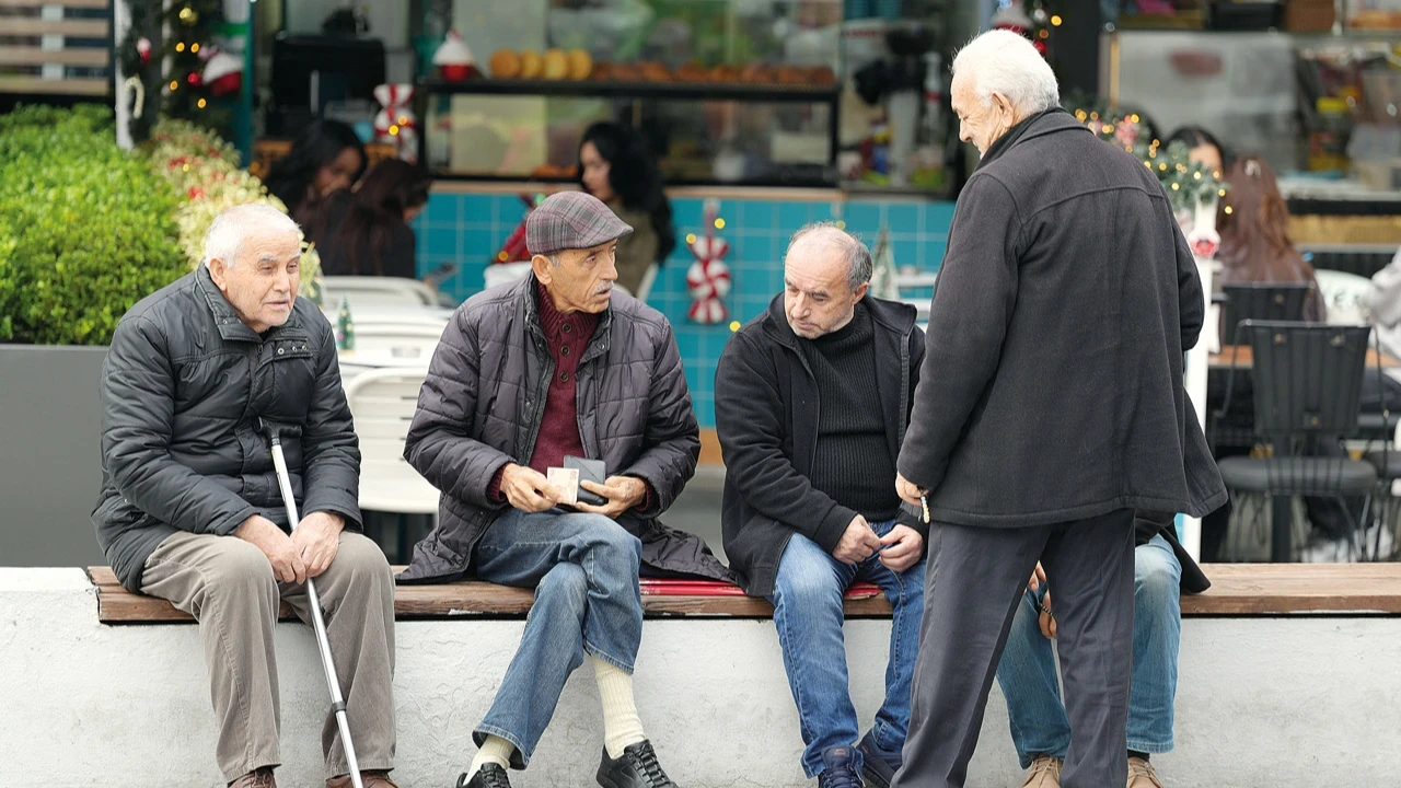 Düşük maaş emeklinin ruh sağlığını bozdu