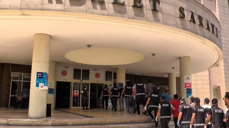 Şanlıurfa’da eş zamanlı tefecilik operasyonu: Altı tutuklama