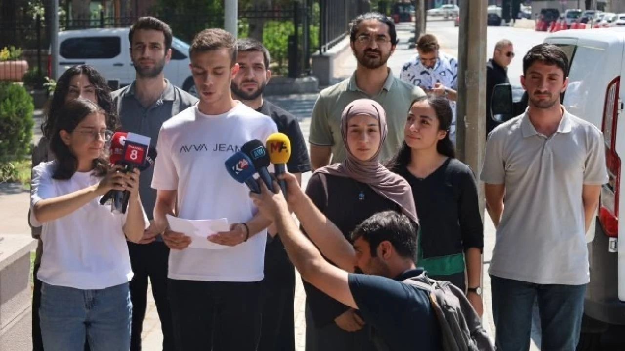 DEM Parti Gençlik Meclisi’nden Abdullah Öcalan ile görüşme başvurusu