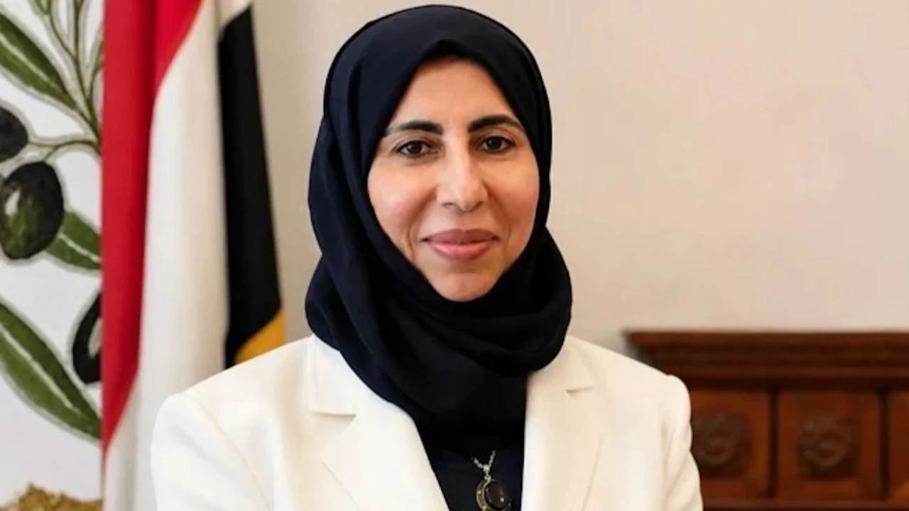 Yemen'de tarihi atama: İlk kadın dışişleri bakanı oldu