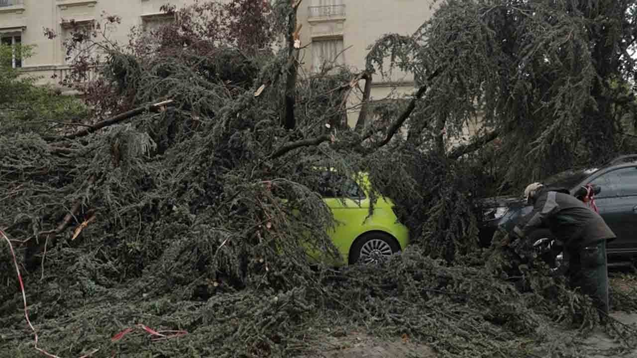 Fransa'da fırtına kabusu: 2 Ölü