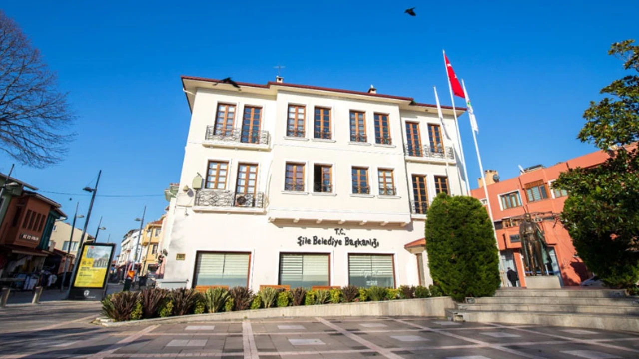 Şile Belediyesi'ne 3. dalga operasyon: 16 gözaltı