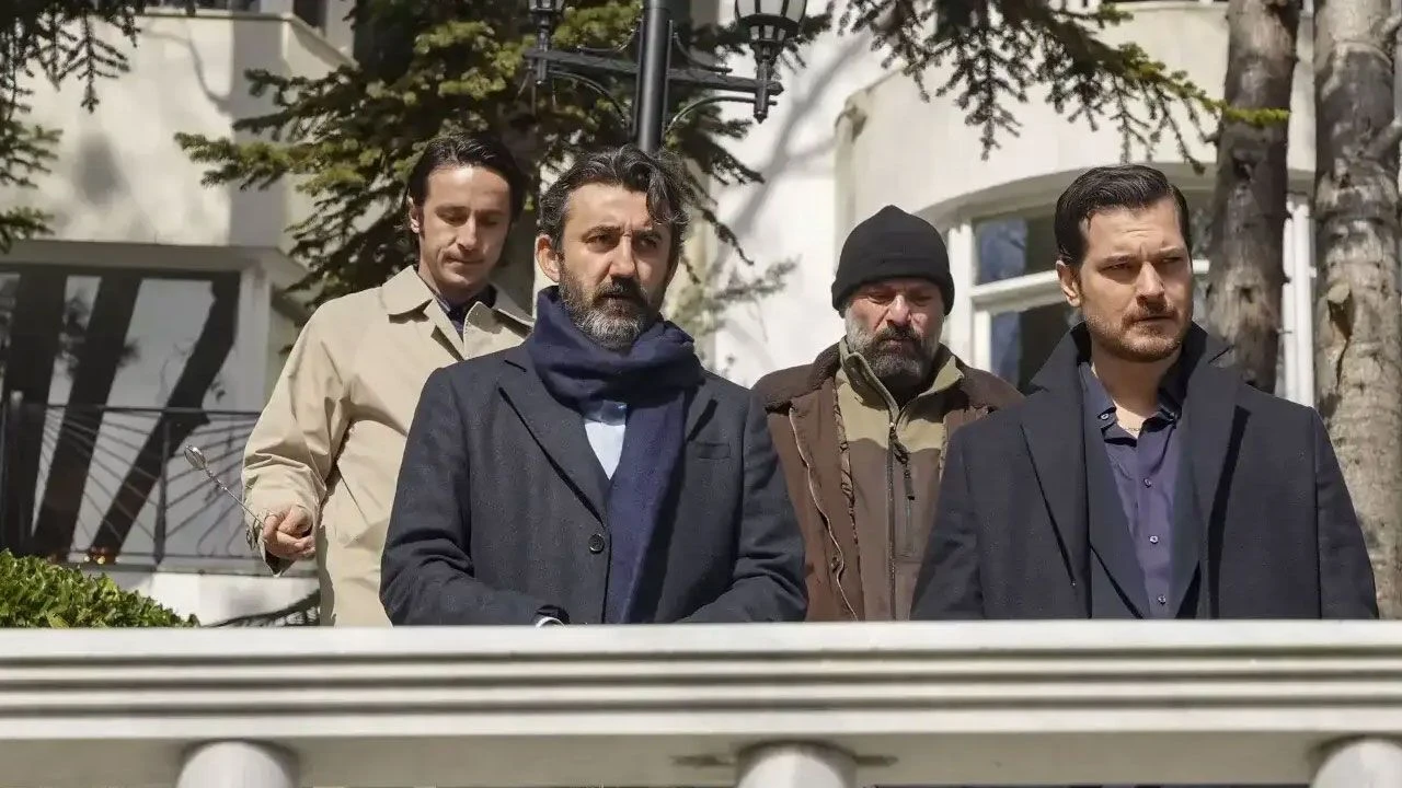Eşref Rüya final yapıyor! Ünlü oyuncudan duygulandıran veda paylaşımı