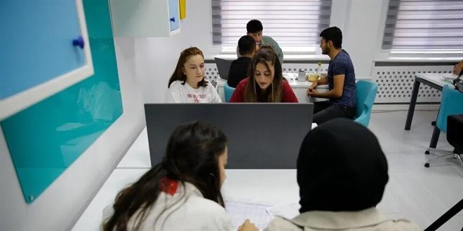 MEB'den YKS adaylarına tercih desteği: 11 binden fazla birim oluşturuldu