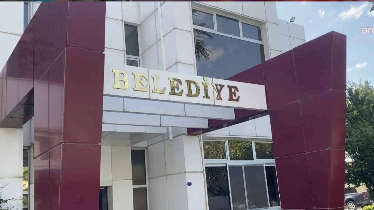 Seferihisar Belediyesi'ne 'Rüşvet' Soruşturması: 5 Kişi Tutuklandı
