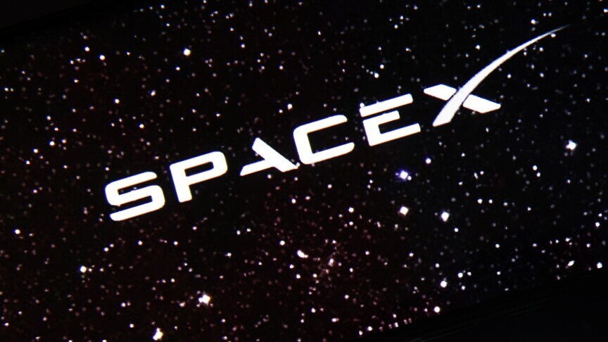 SpaceX hisseleri Nasdaq'ta işlem görmeye başladı