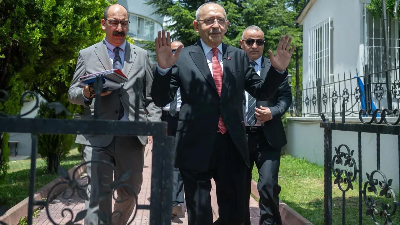 Mehmet Faraç: Rüşvetçiler ve aşiretleri belediyeye dolduranlar CHP'den defolup gidecek