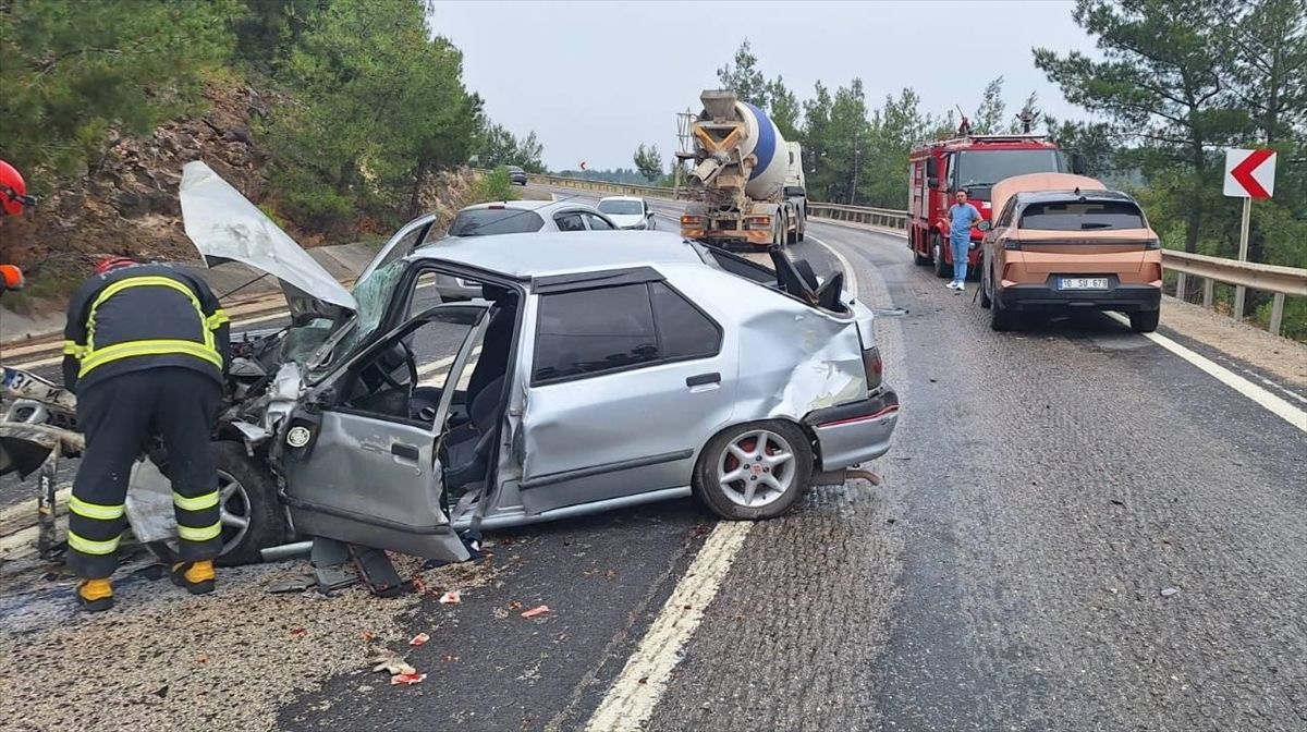 Bilecik'te zincirleme trafik kazasında 2 kişi yaralandı