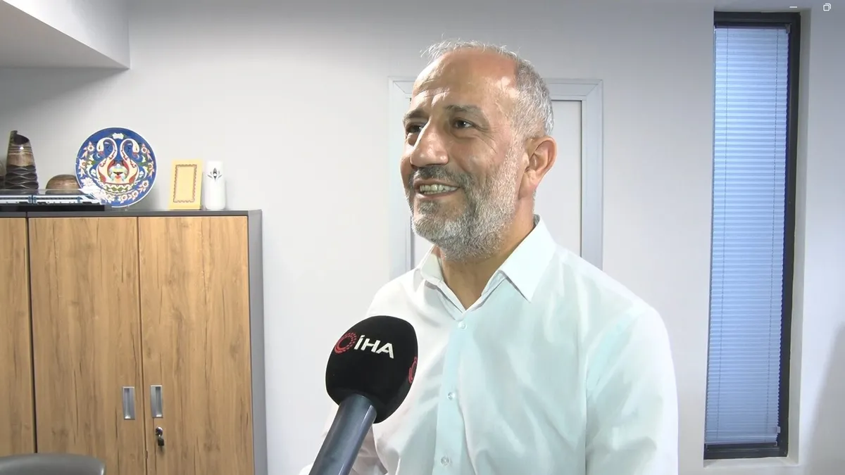 Netflix'e dev telif: Türk öğretmen Mustafa Güler'in videosunu izinsiz kullandı! Tam 1 milyon 950 bin lira…