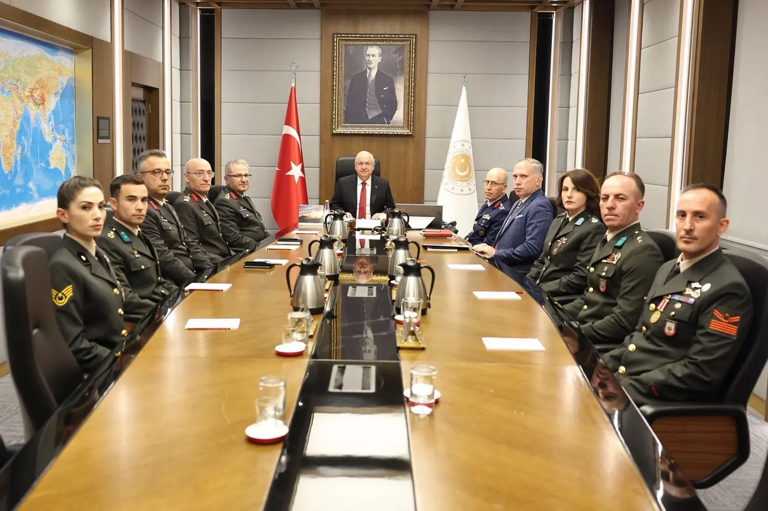 Bakan Güler: Türk Silahlı Kuvvetlerimizin imkan ve kabiliyetlerini sürekli geliştiriyoruz
