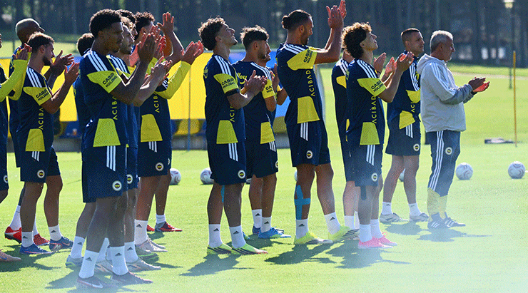 Fenerbahçe'den taraftara açık antrenman! Talisca gelişmesi