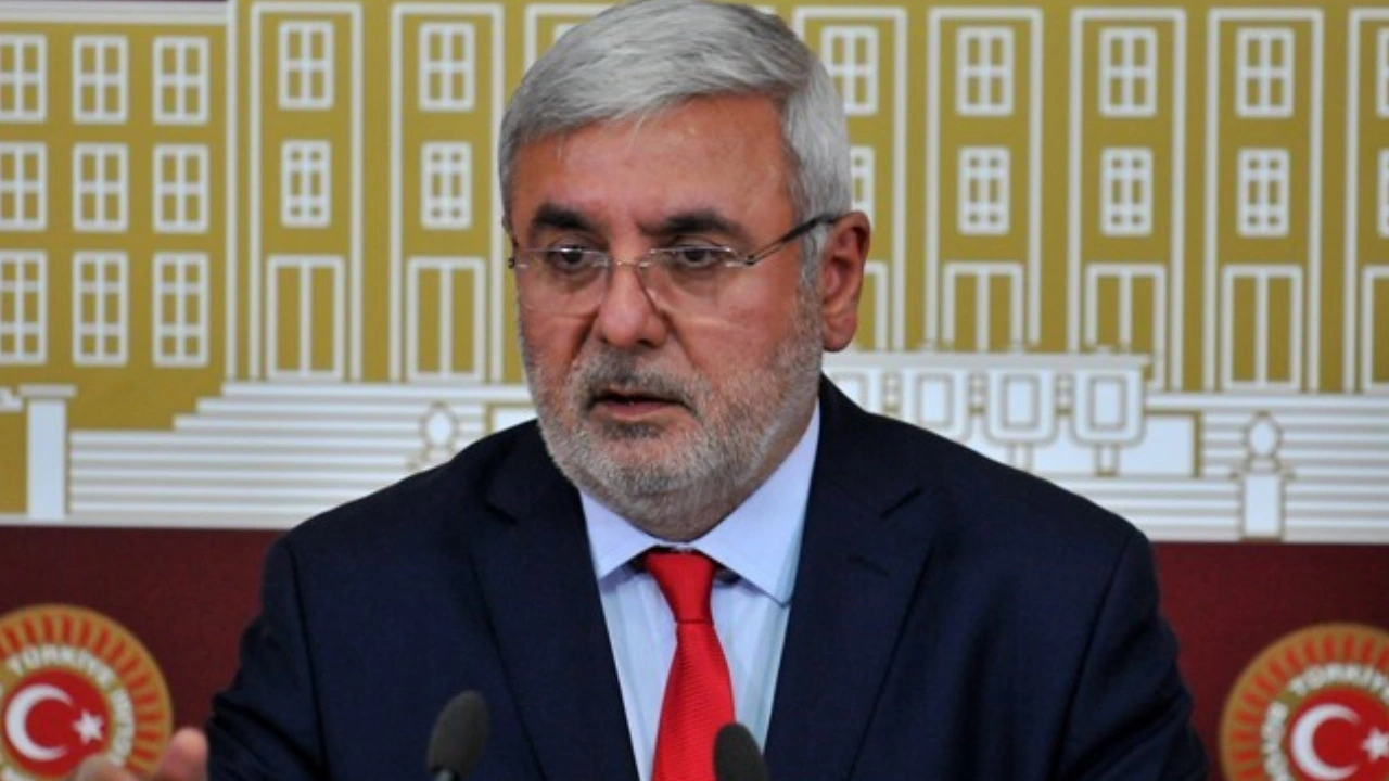 AKP'li Mehmet Metiner'in gizemli mesajındaki o "bir şey" meğer buymuş! Net tarih de verdi