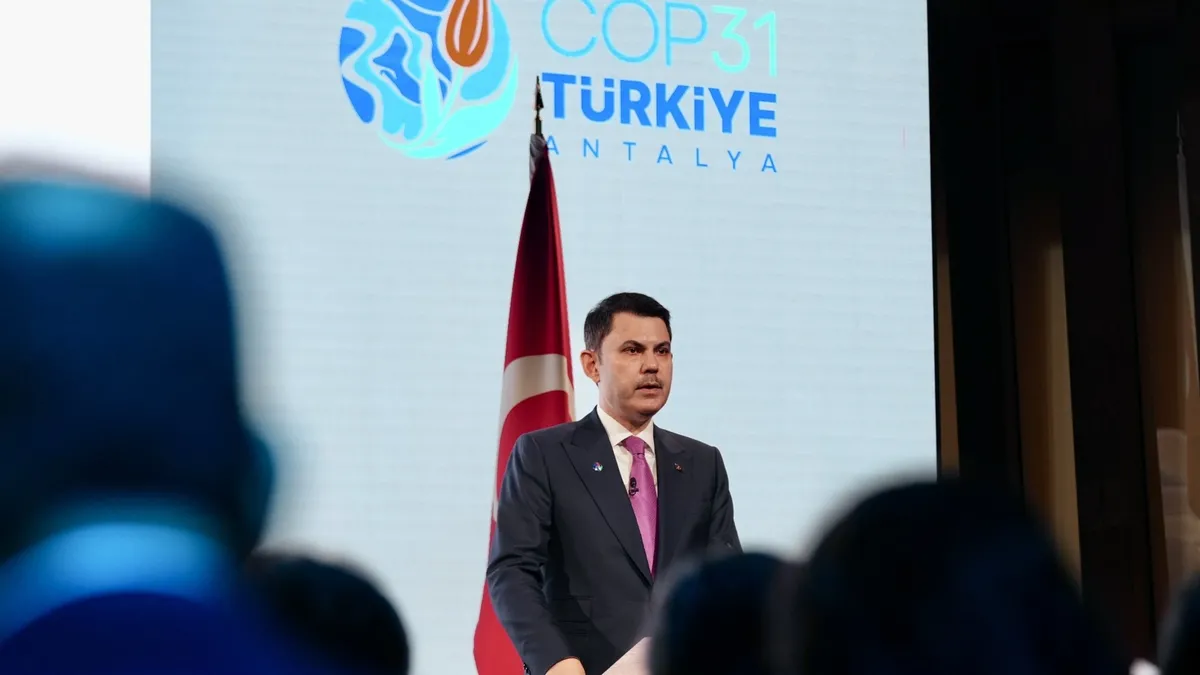Bakan Kurum, Londra'da son noktayı koydu: Yurt dışından çöp almıyoruz