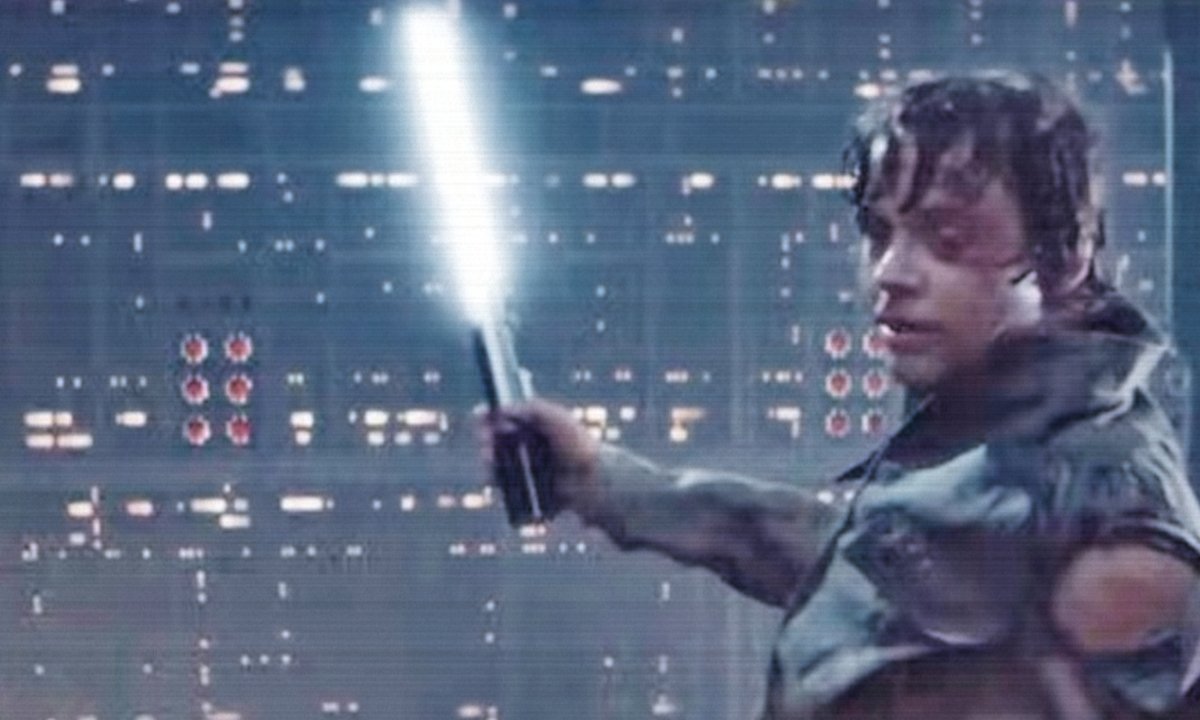 Rekor kırdı: “Star Wars” kılıcına 3,75 milyon dolar