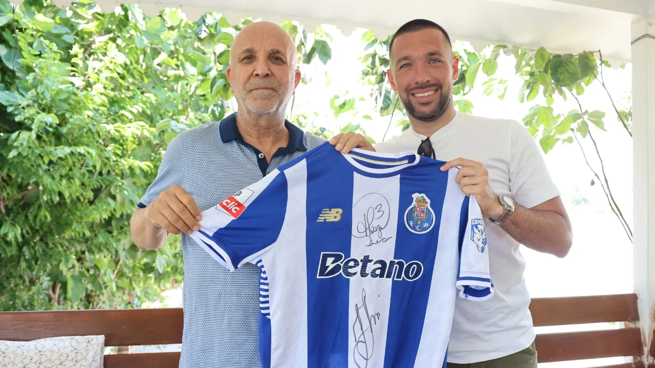 Francesco Farioli'den büyük vefa! Alanyaspor Başkanı'na geçmiş olsun ziyareti
