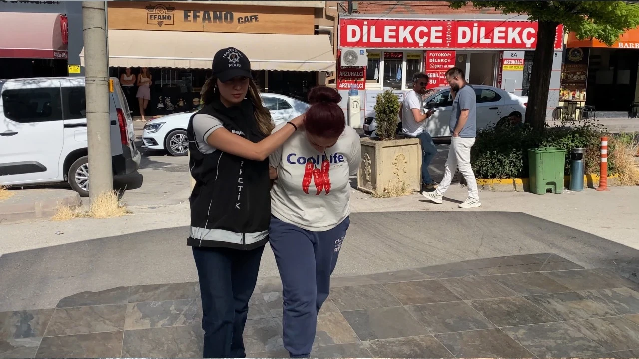 Eskişehir'de zehir tacirlerine operasyon