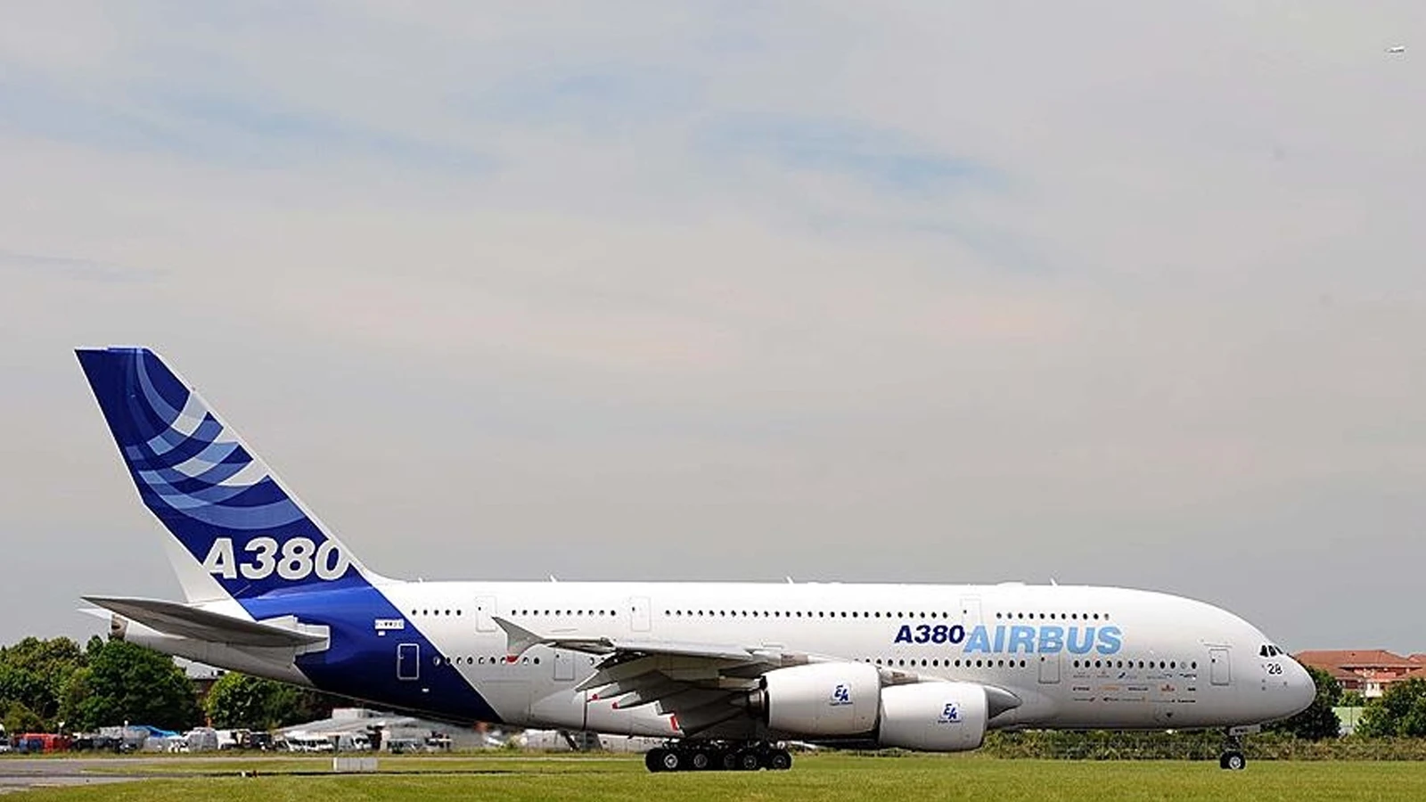 Airbus'ta 'kanat çatlağı' alarmı! A380'ler için acil denetim kararı