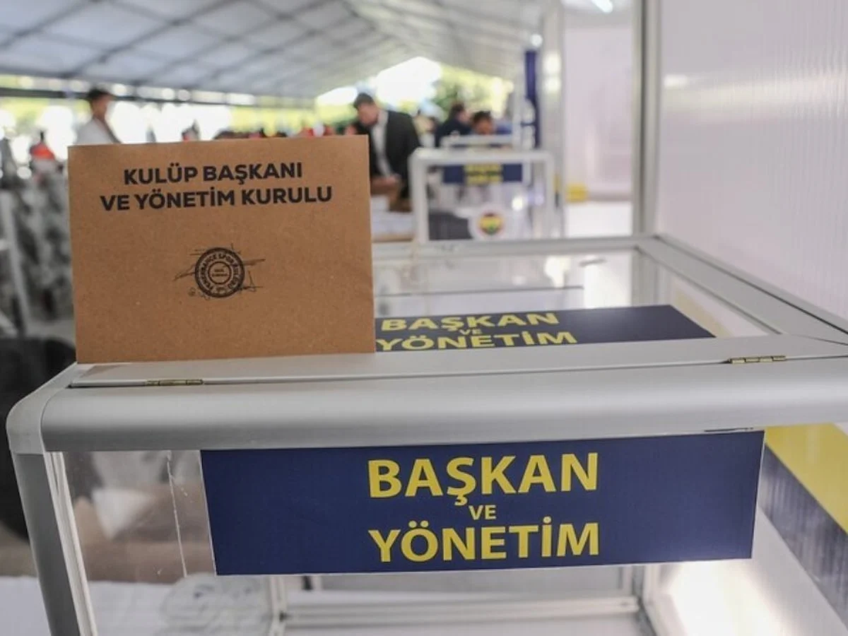 Fenerbahçe'de seçim yarışı sürüyor