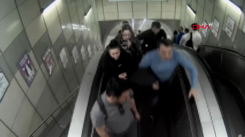 Gayrettepe metrosunda yankesicilik yapan iki kişi tutuklandı