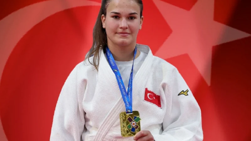 Milli judocu Tuana Gülenay'dan bronz madalya