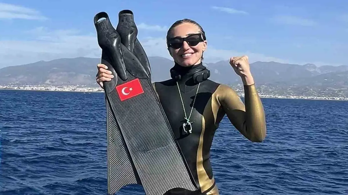 Şahika Ercümen iki altın madalya birden kazandı