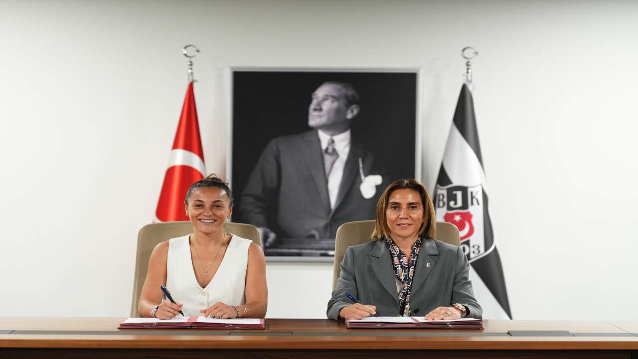 Beşiktaş Kadın Futbol Takımı, Didem Karagenç'e emanet