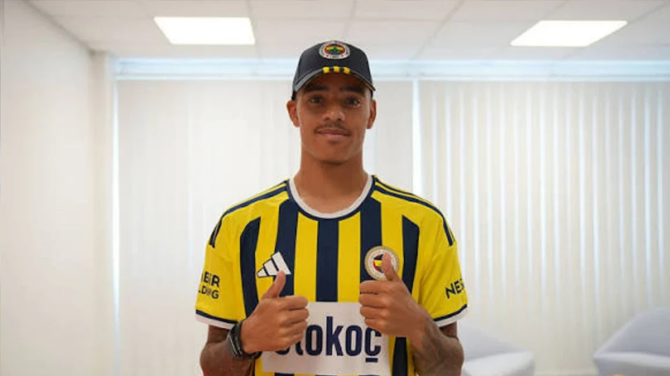 Mason Greenwood transferi: Fenerbahçe Greenwood'un İstanbul'a geliş saatini açıkladı