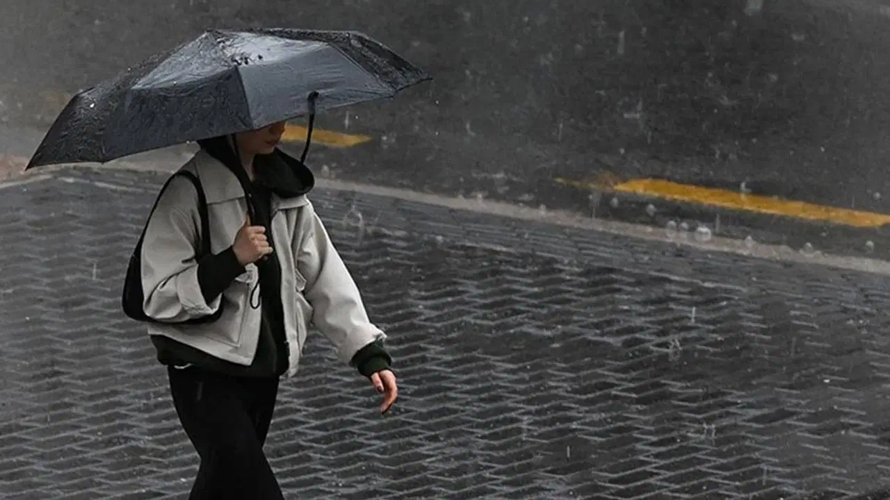 AKOM İstanbul'u uyardı: Cuma günü için plan yapanlar dikkat!