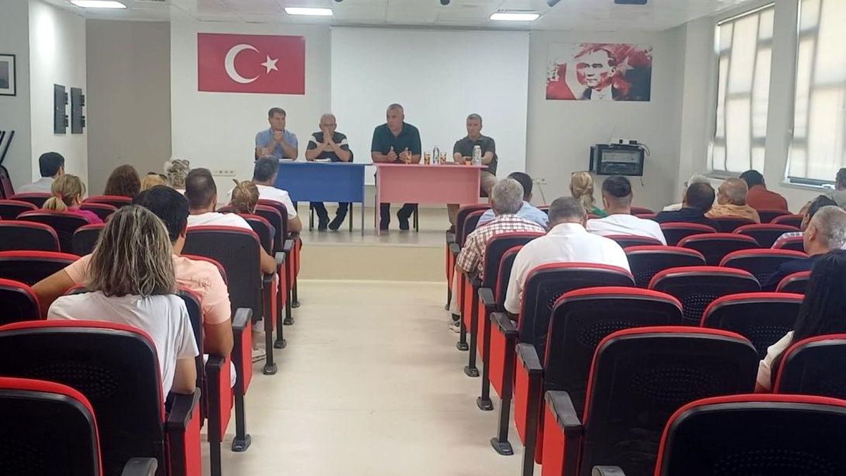 Burhaniye'de İlçe Eğitim Kurulu Müdürleri Kurulu Toplantısı yapıldı