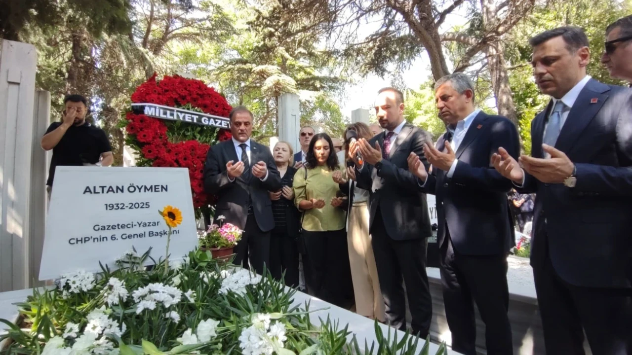 Altan Öymen'e birinci yıl duası: 'Bugünleri görse çok üzülürdü'