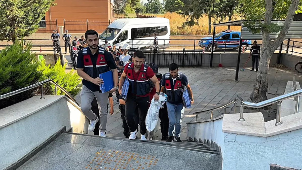 Bursa'da sahte alışveriş sitesi oyunu: Dolandırıcılardan 1 milyarlık işlem hacmi!