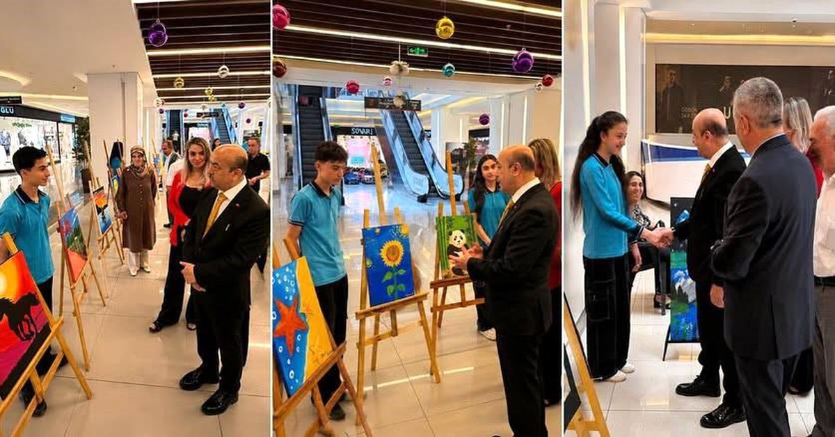 Ulalar Ortaokulu öğrencilerinin yıl sonu resim sergisi açıldı
