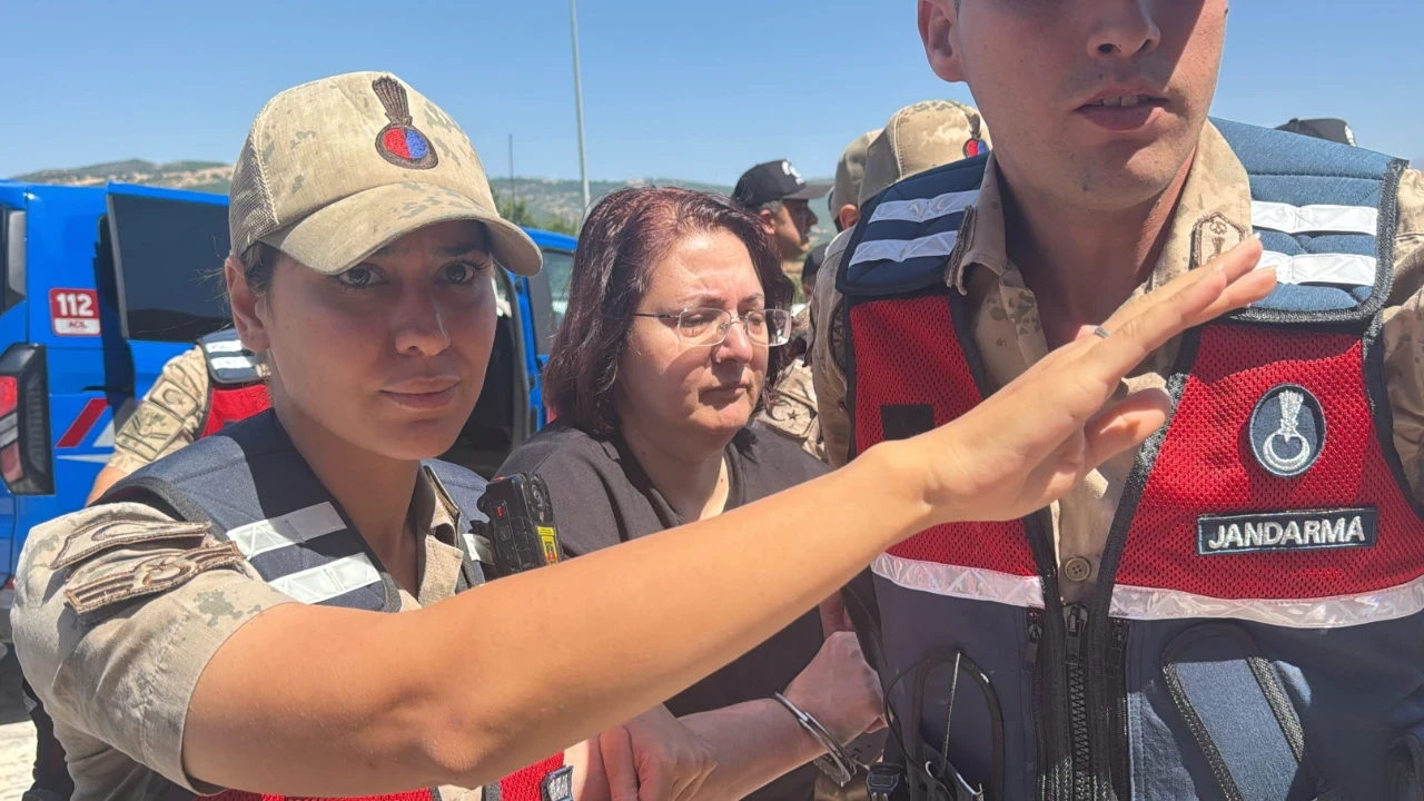 Tunceli eski valisinin eşi tutuklandı