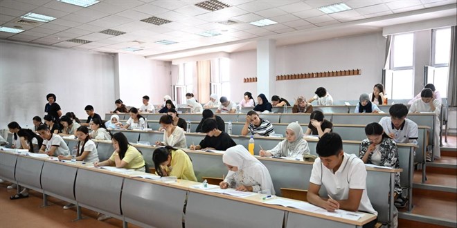 Kırgızistan-Türkiye Manas Üniversitesi'ne 17 bin 322 aday başvurdu