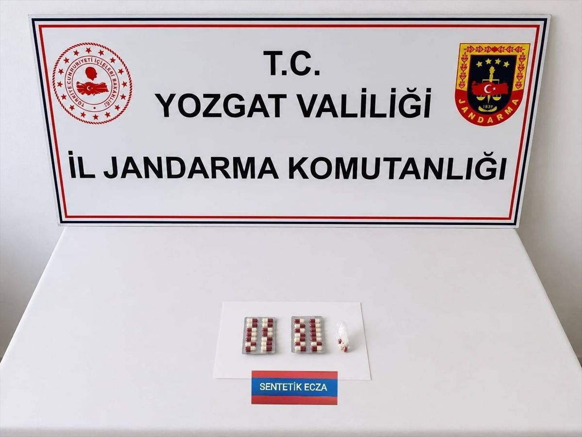 Yozgat'ta uyuşturucu operasyonunda 3 zanlı yakalandı